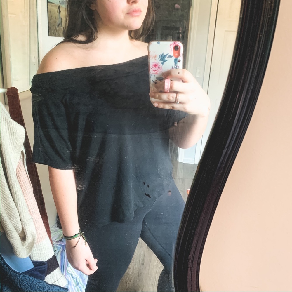 ✨LOFT so soft off shoulder shirt